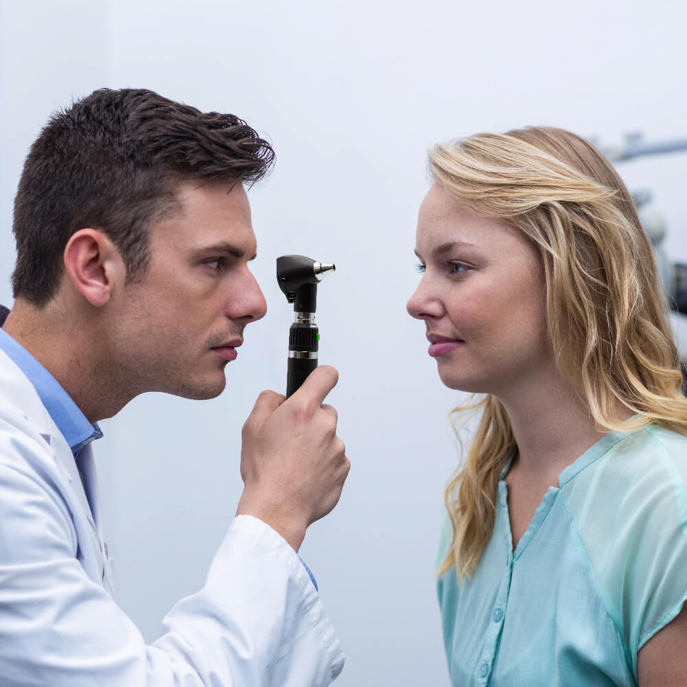 סט אופטמלמוסקופ ראש לד LED ידית ליטיום 3.5V מטען שולחני ZUMAX זומקס - image_3